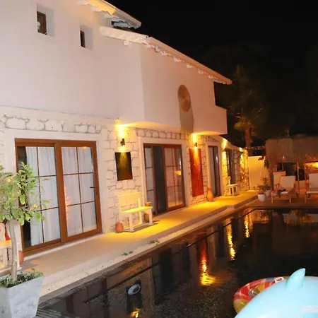 Lulu Butik * Çeşme