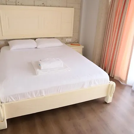 Hotel Lulu Butik Çeşme
