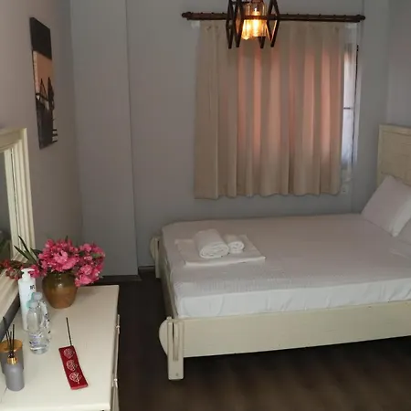 Lulu Butik Çeşme